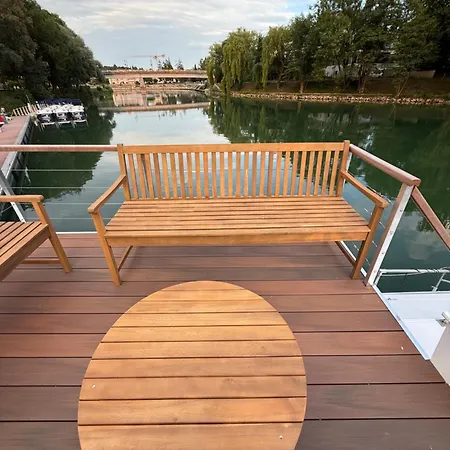 Bateau-hôtel Bateau Sur La Marne Le Viking *