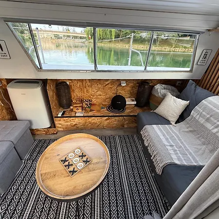Sejour Agreable En Bateau-Bord De Marne Mery-Sur-Marne