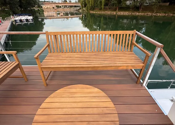 Bateau-hôtel Bateau Sur La Marne Le Viking *