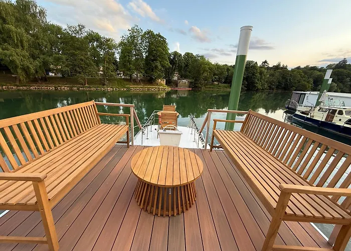 Úszó hotel Bateau Sur La Marne Le Viking Mery-Sur-Marne